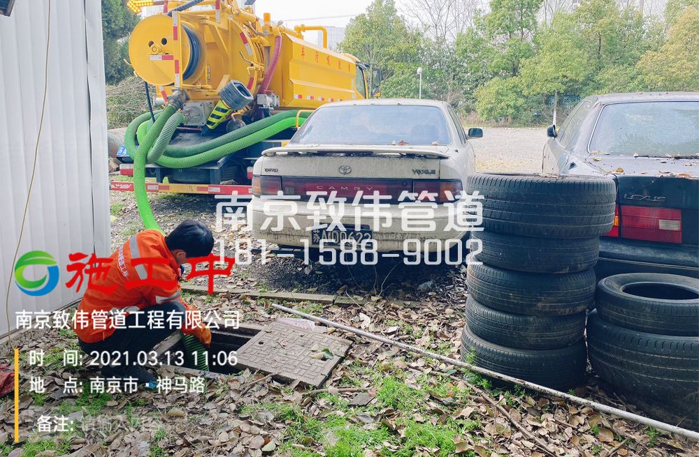 321白鹭工厂清掏化粪池